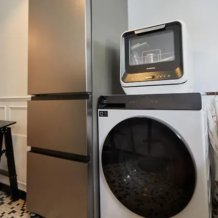 Avec écran Cinéma Près Bois De Vincennes Appartement *